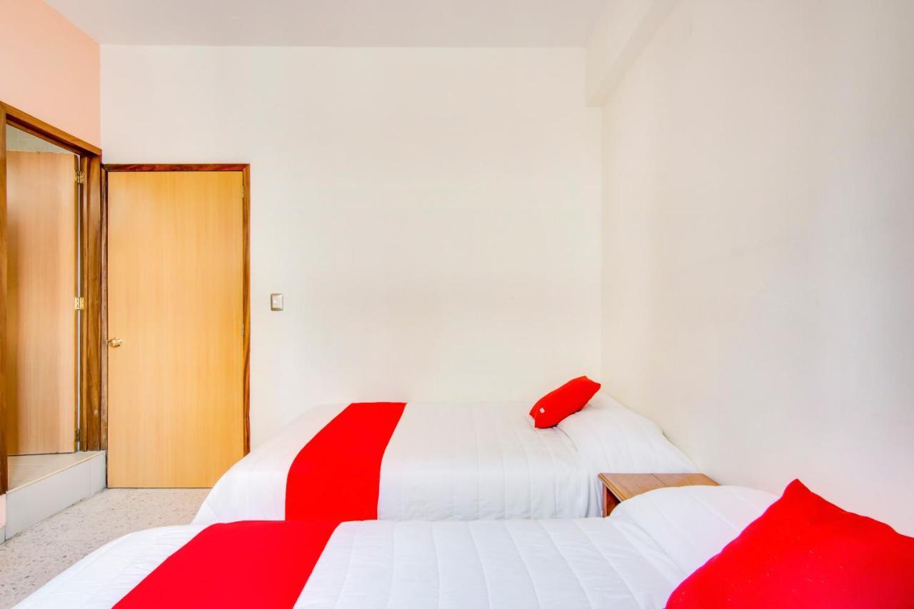 Hotel La Estancia Колима Екстериор снимка