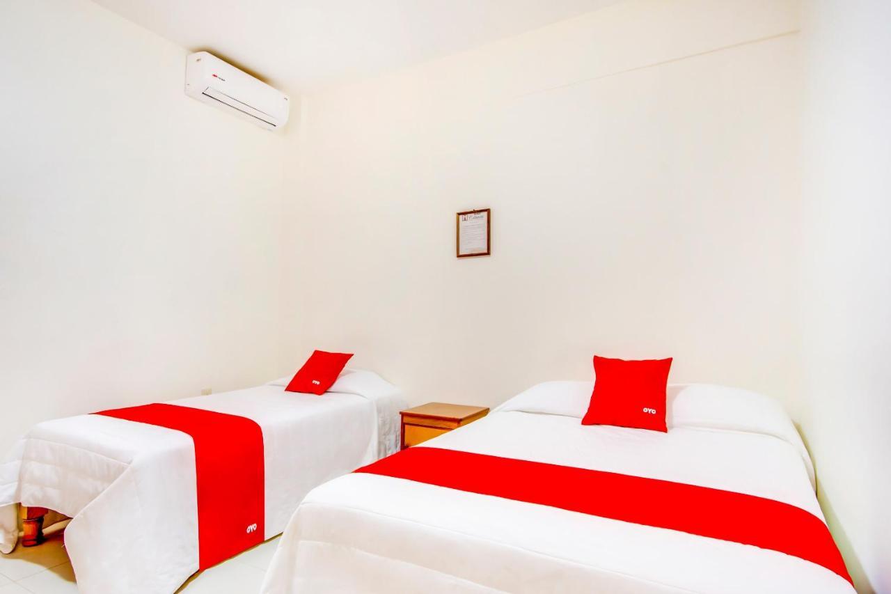 Hotel La Estancia Колима Екстериор снимка